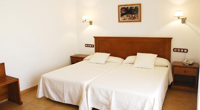 Hotel Donde Caparros Карбонерас Номер фото